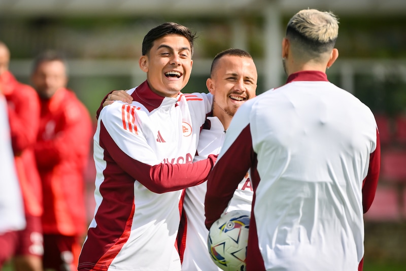 Retroscena Dybala, i compagni si aspettano l'addio a breve