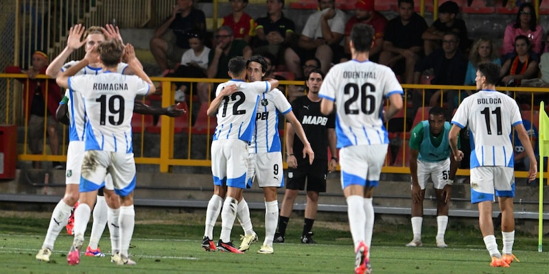 Sampdoria in dieci fermata dal Frosinone. Cremonese ko a sorpresa a Cosenza