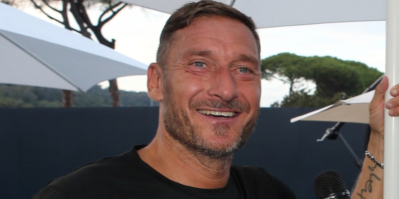 Roma, una vita da Totti: oggi sono 48