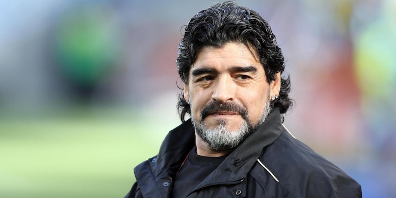 Morte Maradona, slitta il processo: sanitari accusati di "potenziale negligenza"