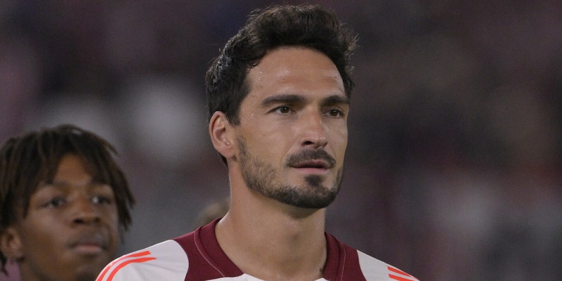 Hummels ancora fuori, l'ex calciatore in diretta: "Alla Roma mancano certezze"