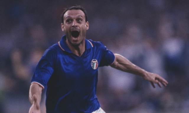 Schillaci eroe del popolo: l'uomo comune che incarnò i sogni degli italiani