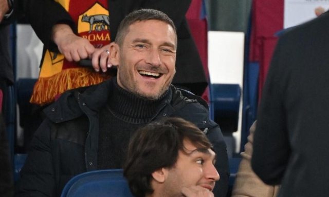 Parla Totti: "Mi manca il calcio, ma nessuno mi ha chiamato. Le bandiere sono ingombranti"