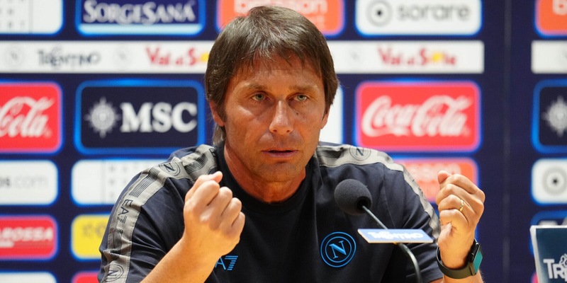 Conte diretta conferenza prima di Napoli-Como: segui LIVE