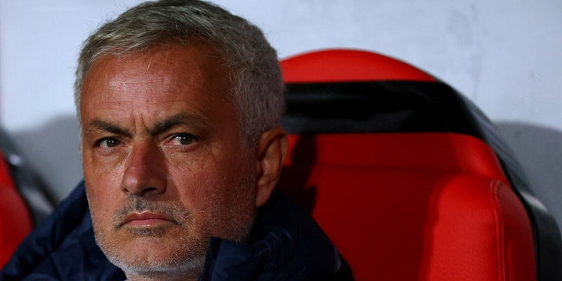 Mourinho e la battuta sul Manchester United: "Se sanzionano il City…"