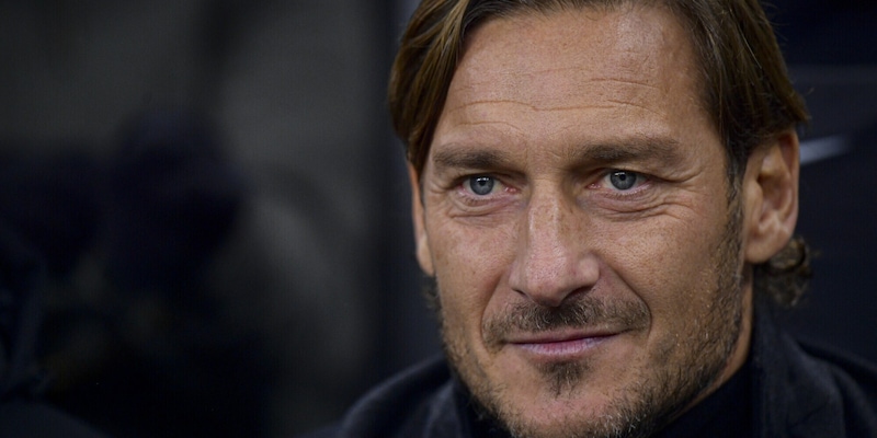 Totti torna in campo, un affare da 100 milioni: "Ci sono due club ideali"