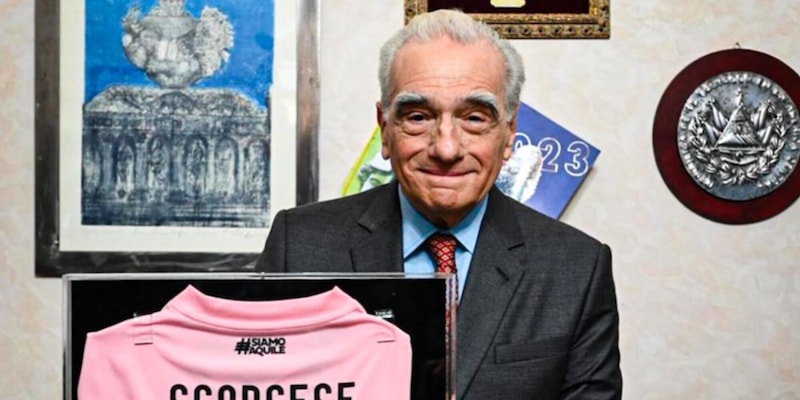 Scorsese con la maglia del Palermo, la dedica: "Sarà sempre casa tua"