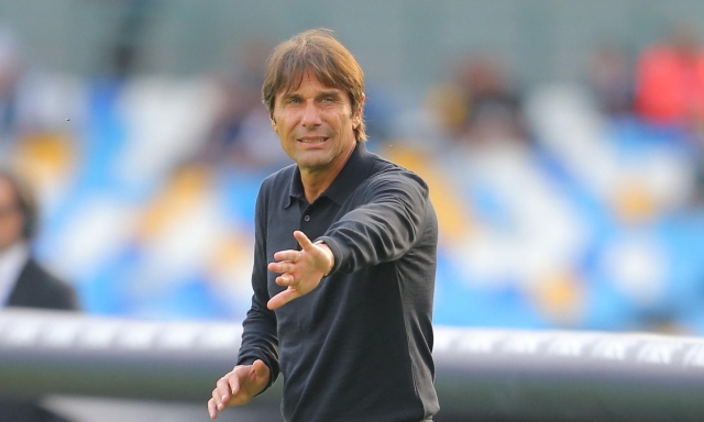 Conte, il regalo delle ex: Inter e Juve mandano in fuga il Napoli di Antonio