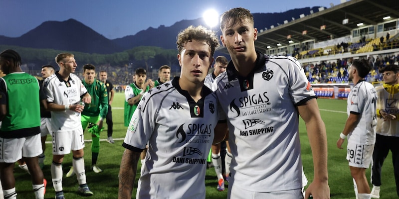 Serie B, Spezia e Cesena corsare. Rimonta Catanzaro