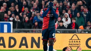 Genoa salvato da Vogliacco, pari col Como: altro giallo per Balotelli