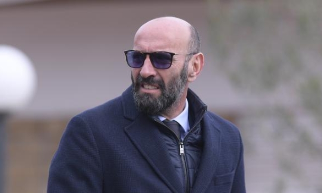 Monchi: "Juve, Douglas Luiz è forte. Me lo riprenderei all'Aston Villa"