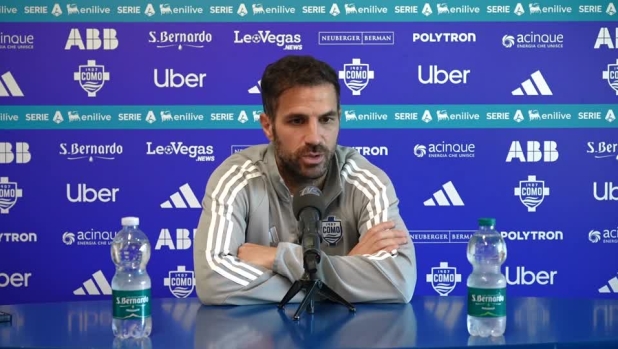 Fabregas: "Strefezza out, anche Sergi Roberto non sta bene. Della Fiorentina mi piace tutto"