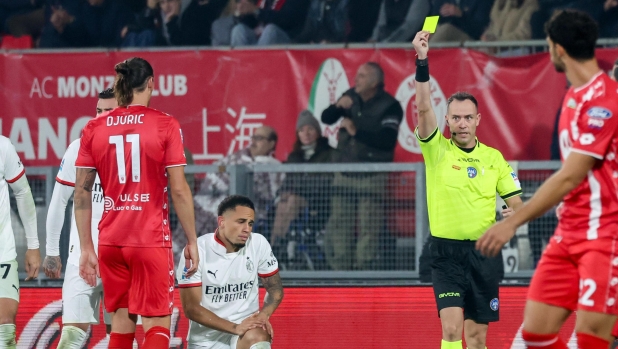 Le pagelle degli arbitri: Feliciani, a Monza disastro da 4,5. Ayroldi 5, pioggia di cartellini