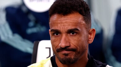 Danilo-Juve, è finita: tifosi spaccati. Conte lo aspetta anche se… 1 Danilo-Juve, è finita: tifosi spaccati. Conte lo aspetta anche se…