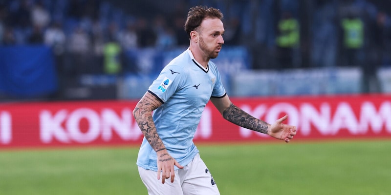 Lazio, infortunio per Lazzari: Baroni in ansia aspetta gli esami clinici