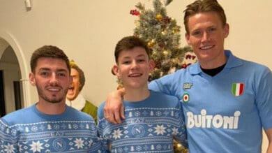 McTominay e Gilmour, la Scozia a Napoli tra Maradona e maniche corte d'inverno