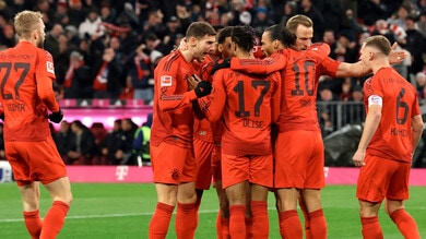 Sesko non basta, il Bayern ne fa cinque al Lipsia: Leverkusen a -7