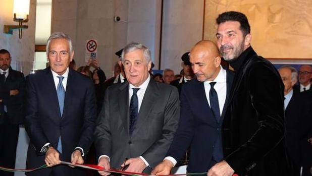 "Sfumature d'Azzurro", la Nazionale in mostra alla Farnesina 1 "Sfumature d'Azzurro", la Nazionale in mostra alla Farnesina