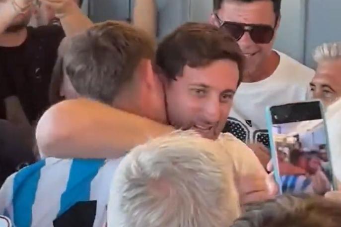Milito, gioia incontenibile! È il nuovo presidente del Racing 1 Milito, gioia incontenibile! È il nuovo presidente del Racing