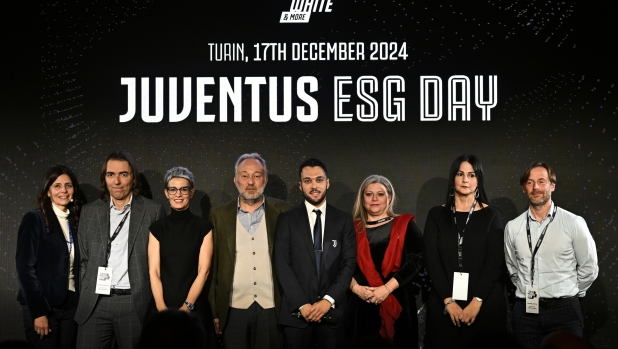 Dal clima all'inclusione, la nuova sfida della Juve: "Tifosi discepoli dei nostri valori" 1 Dal clima all'inclusione, la nuova sfida della Juve: "Tifosi discepoli dei nostri valori"