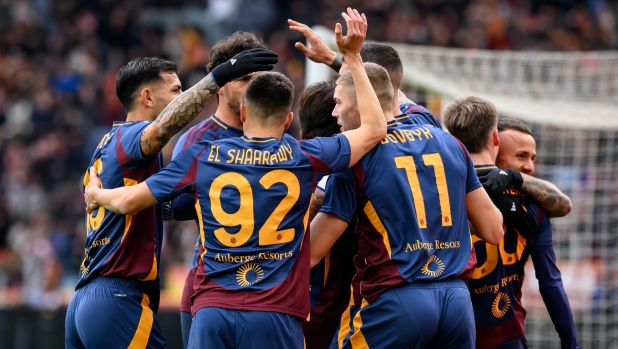 LIVE Roma-Parma 3-0: Dybala da due passi firma la doppietta, check del Var per possibile fuorigioco 1 LIVE Roma-Parma 3-0: Dybala da due passi firma la doppietta, check del Var per possibile fuorigioco