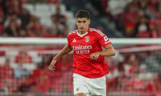 Il Benfica gela la Juve: "Antonio Silva? C'è la clausola, serve il portafoglio gonfio..." 1 Il Benfica gela la Juve: "Antonio Silva? C'è la clausola, serve il portafoglio gonfio..."