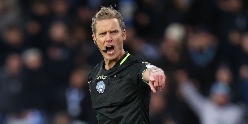 Roma-Napoli e il derby Milan-Inter: Serie A, gli arbitri e le designazioni complete 1 Roma-Napoli e il derby Milan-Inter: Serie A, gli arbitri e le designazioni complete