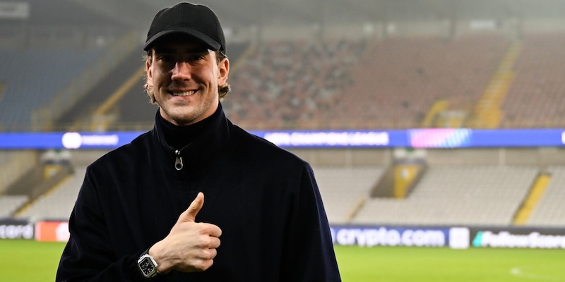 Vlahovic, il Chelsea bussa alla porta: quanto vuole la Juve per cederlo 1 Vlahovic, il Chelsea bussa alla porta: quanto vuole la Juve per cederlo