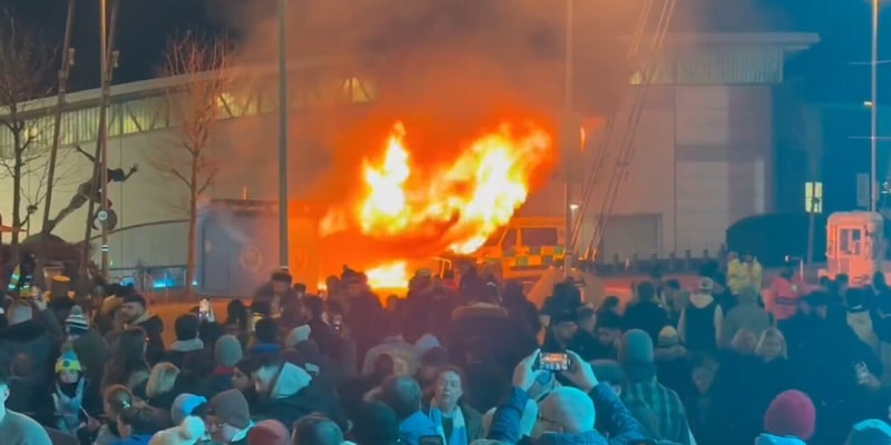 Incendio all'Etihad Stadium prima di Manchester City-Bruges: paura tra i tifosi