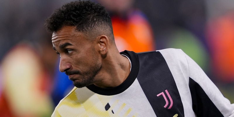 Napoli, non solo Danilo: il piano del club per il mercato di gennaio 1 Napoli, non solo Danilo: il piano del club per il mercato di gennaio