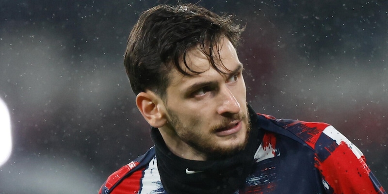 Kvaratskhelia subito decisivo, ma non basta: il Psg fermato dal Reims 1 Kvaratskhelia subito decisivo, ma non basta: il Psg fermato dal Reims
