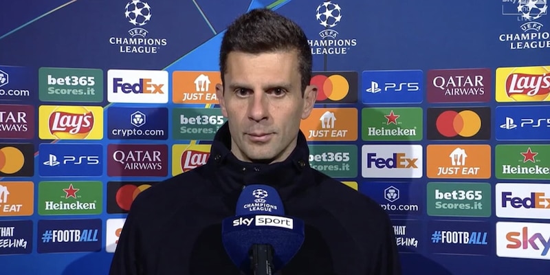 Motta confuso dopo Juve-Benfica, risponde in spagnolo: "Ah, scusa" 1 Motta confuso dopo Juve-Benfica, risponde in spagnolo: "Ah, scusa"