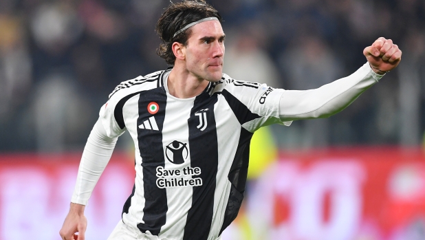 Tacchinardi: "Con il Milan la decide Vlahovic, ma prenderei Zirkzee" 1 Tacchinardi: "Con il Milan la decide Vlahovic, ma prenderei Zirkzee"