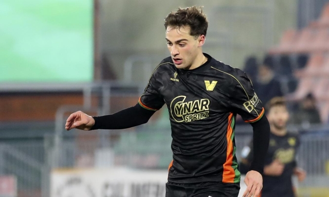 Venezia, tegola Oristanio: infortunio al polpaccio e sostituzione contro l'Empoli 1 Venezia, tegola Oristanio: infortunio al polpaccio e sostituzione contro l'Empoli