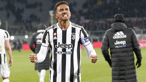 Napoli-Danilo, si continua a trattare. Con Biraghi svolta a sinistra. Nuova idea: Rios 1 Napoli-Danilo, si continua a trattare. Con Biraghi svolta a sinistra. Nuova idea: Rios