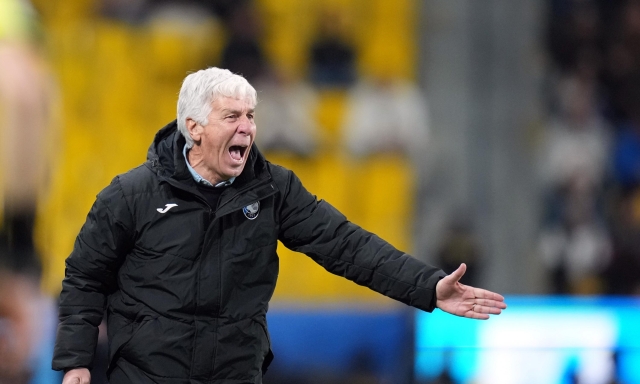 Gasperini: "Il primo gol? Non c'è l'angolo, De Vrij è in fuorigioco e c'è un fallo su Scalvini" 1 Gasperini: "Il primo gol? Non c'è l'angolo, De Vrij è in fuorigioco e c'è un fallo su Scalvini"