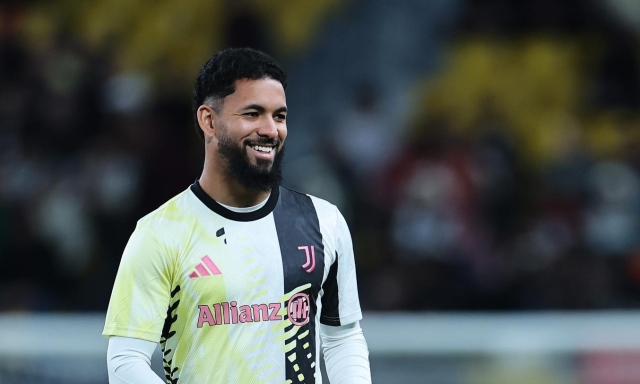 Dall'Inghilterra: "I fari della Premier su Douglas Luiz. Tre club seguono le mosse della Juve"