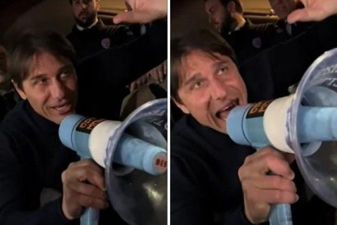 Conte incita i tifosi col megafono: "Sempre uniti, forza Napoli!"