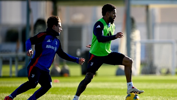 Centrocampo Juve: tutti vogliono Fagioli, ma a uscire potrebbe essere Douglas Luiz 1 Centrocampo Juve: tutti vogliono Fagioli, ma a uscire potrebbe essere Douglas Luiz