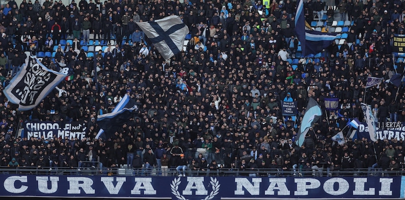 I tifosi ci credono e non lasciano solo il Napoli: contro l'Inter il Maradona sarà sold out