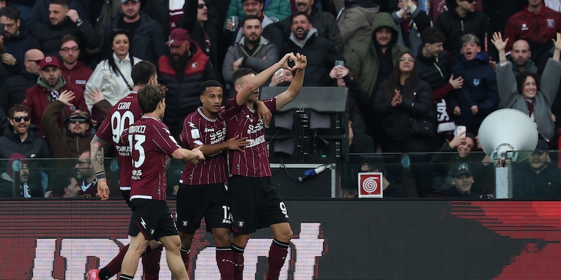 Domenica c'è Salernitana-Frosinone su Dazn anche in modalità gratuita