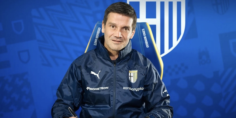 Ufficiale, Chivu è il nuovo allenatore del Parma: tutti i dettagli
1 Ufficiale, Chivu è il nuovo allenatore del Parma: tutti i dettagli