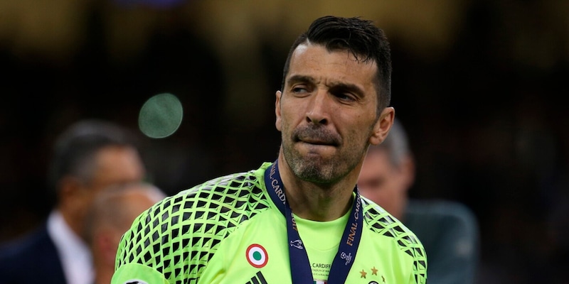 Buffon, la verità su Cardiff e il giudizio su Conte: “Ti prende l’anima” 1 Buffon, la verità su Cardiff e il giudizio su Conte: “Ti prende l’anima”
