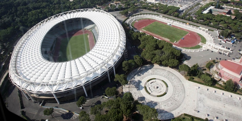 Calcio e stadi, a che punto siamo? Il convegno sulle buone pratiche europee 1 Calcio e stadi, a che punto siamo? Il convegno sulle buone pratiche europee