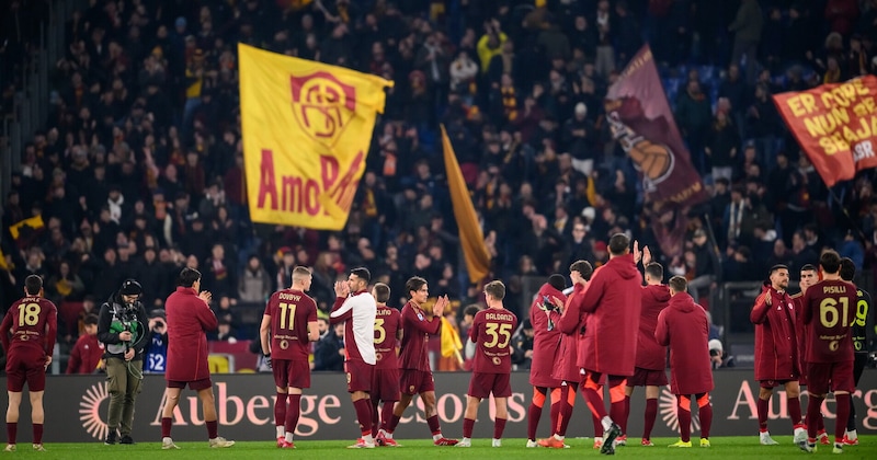 Rui Barros, la provocazione ai tifosi della Roma prima della sfida con il Porto: “Niente di speciale…” 1 Rui Barros, la provocazione ai tifosi della Roma prima della sfida con il Porto: “Niente di speciale…”