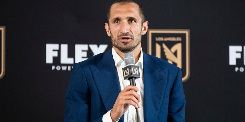 Chiellini: "Troppe gare, calendario affollato. Serve un confronto"