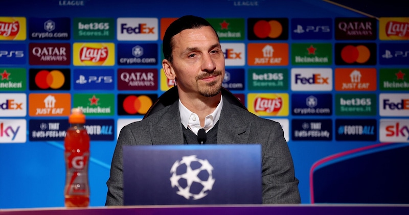Ibrahimovic prima di Milan-Feyenoord: "Theo non è più un ragazzino. Mi hanno chiesto una cosa su Leao ma..." 1 Ibrahimovic prima di Milan-Feyenoord: "Theo non è più un ragazzino. Mi hanno chiesto una cosa su Leao ma..."