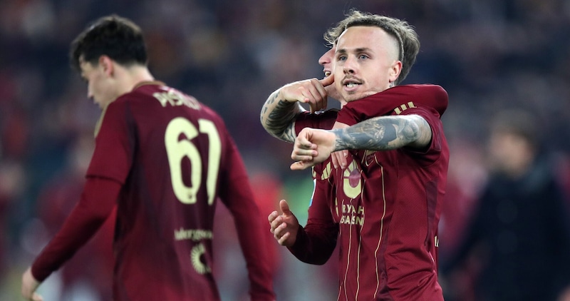 Napoli beffato: Angelino gol, pari Roma al 92'! Conte resta a +3 sull'Inter