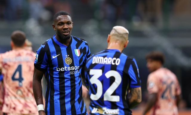 Inter, dubbi Thuram e Dimarco in vista della Juventus. Rientra Dumfries 1 Inter, dubbi Thuram e Dimarco in vista della Juventus. Rientra Dumfries