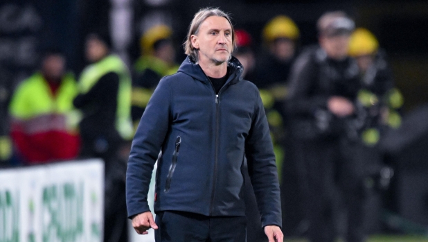 Cagliari, Nicola: "Apprezziamo le sfide. Coman? Andiamo con i piedi di piombo" 1 Cagliari, Nicola: "Apprezziamo le sfide. Coman? Andiamo con i piedi di piombo"